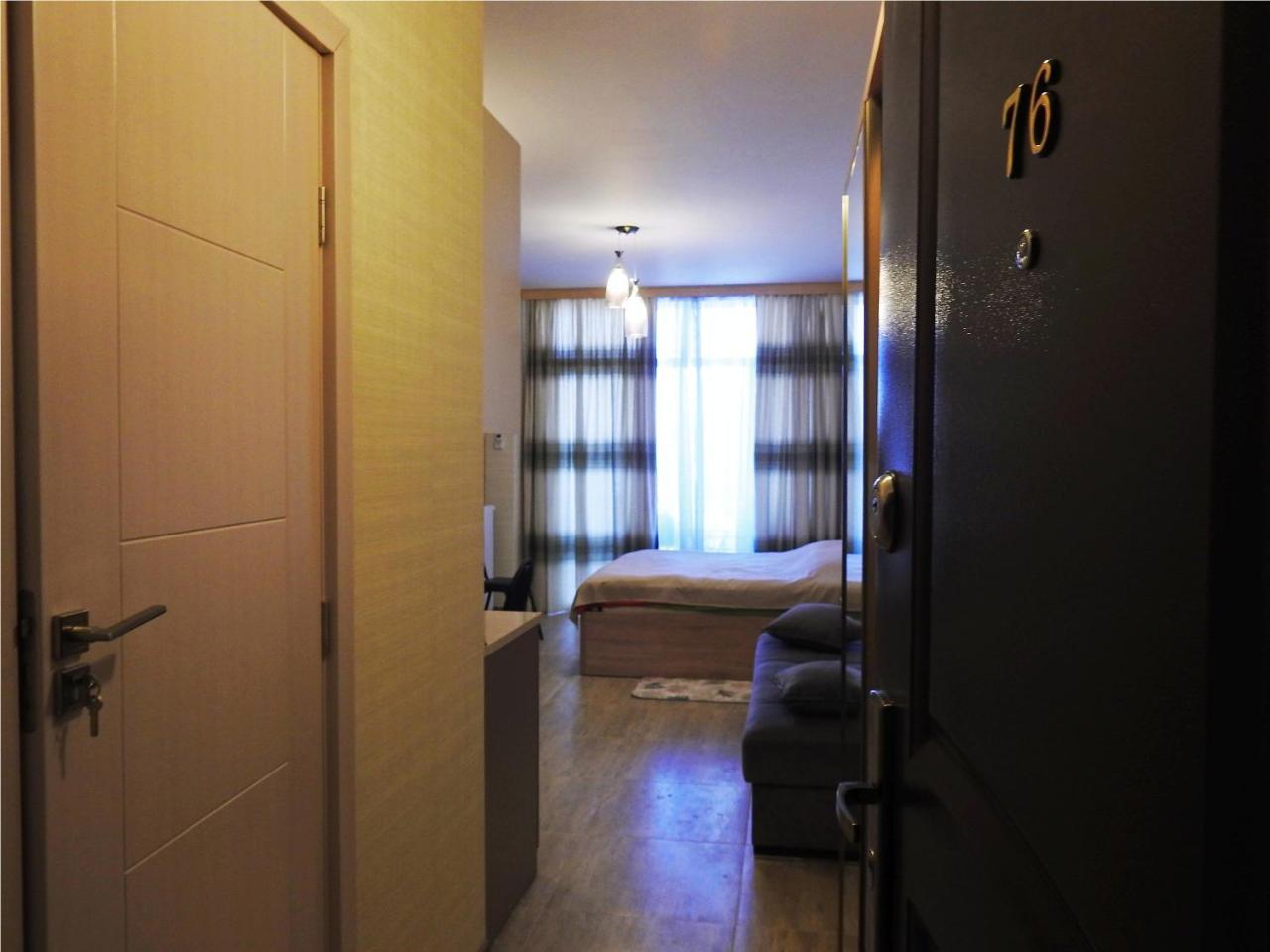 Real Palace Apartment Batum Dış mekan fotoğraf