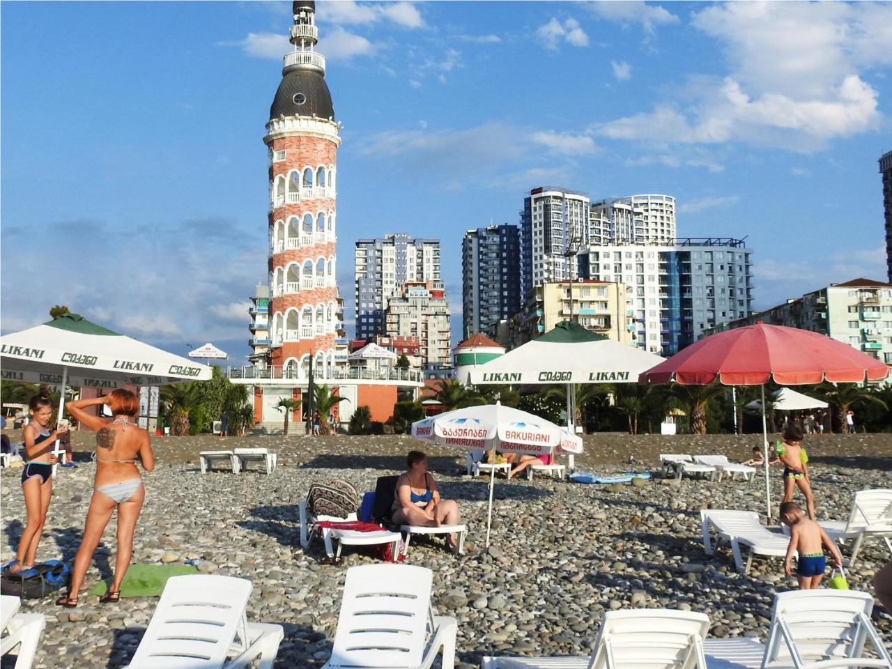 Real Palace Apartment Batum Dış mekan fotoğraf