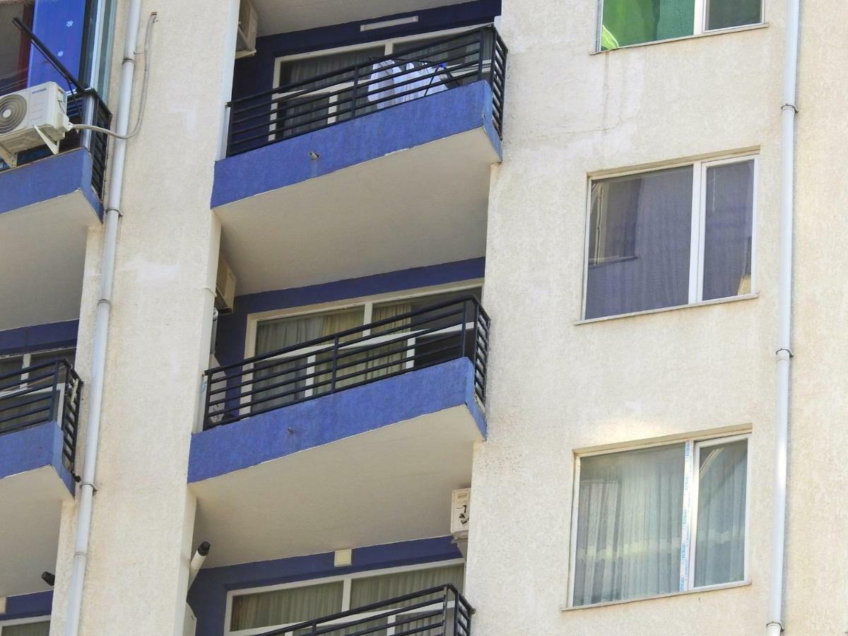 Real Palace Apartment Batum Dış mekan fotoğraf